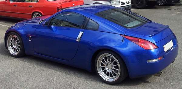 my Nissan 350z without the rear spoiler